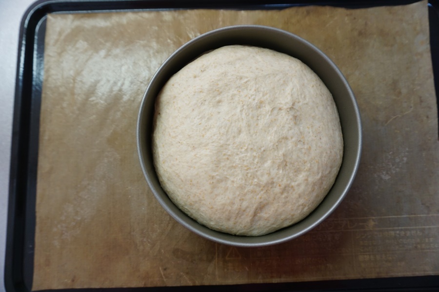 天板に載せます。