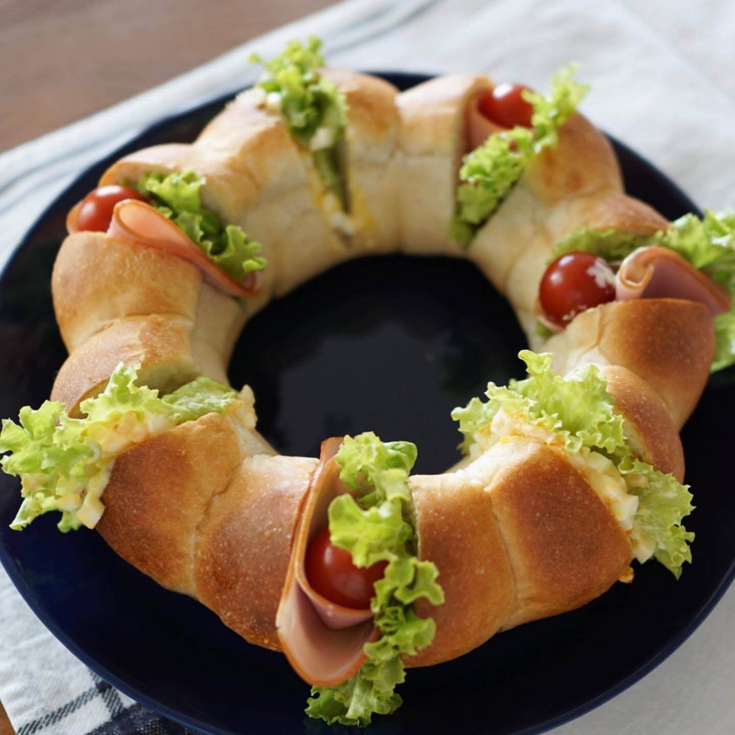 牛乳ちぎりパンで作る、お花のサンドイッチ