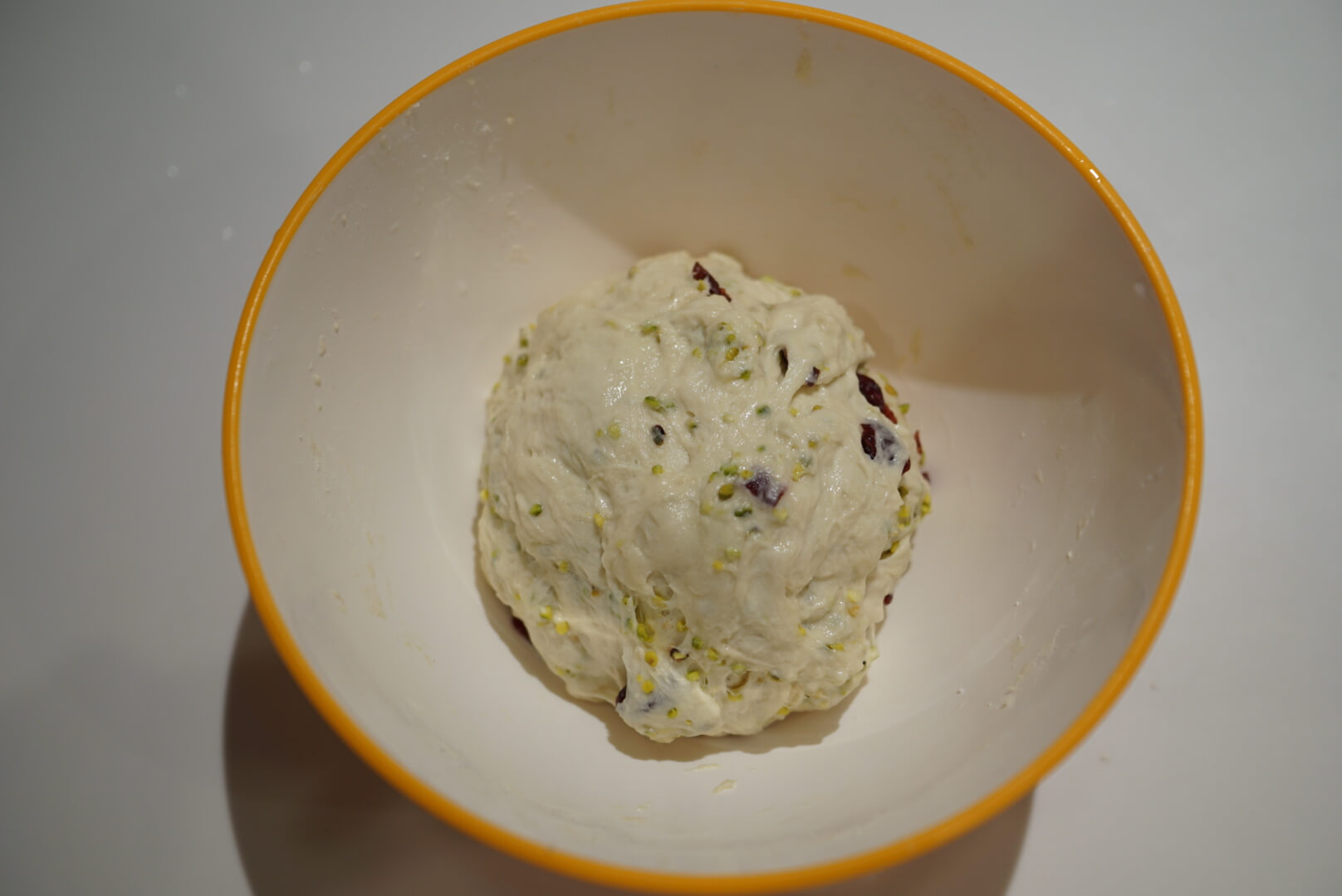 ひとまとめにして、閉じ目を下にします。